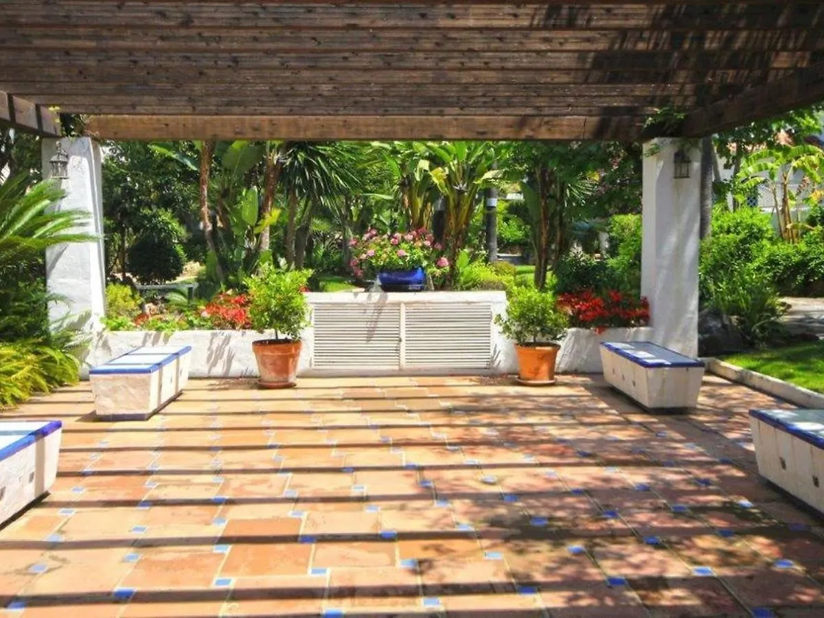 Belvilla By Oyo Golden Beach House Marbella 0*,